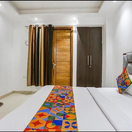 Hotel Aiims New Delhi Exterior photo